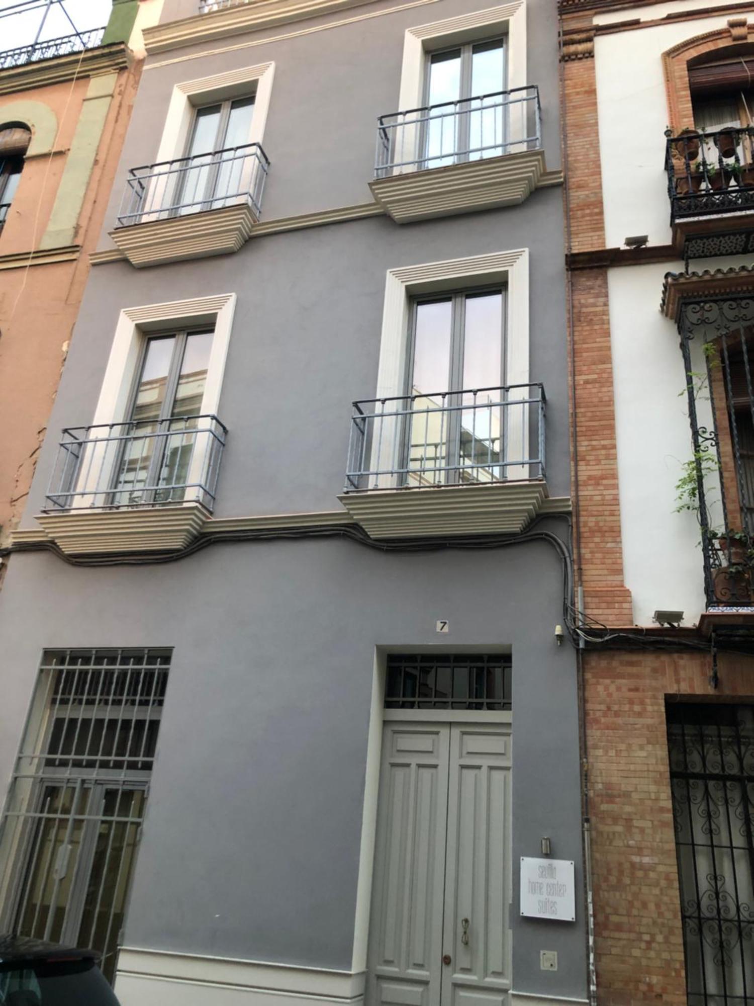 Sevilla Home Center Suites Extérieur photo