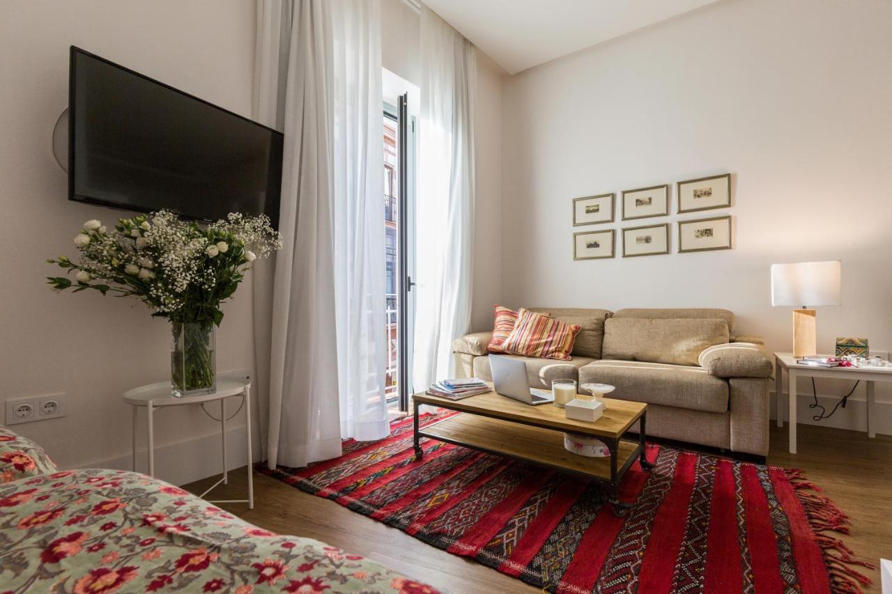 Sevilla Home Center Suites Extérieur photo